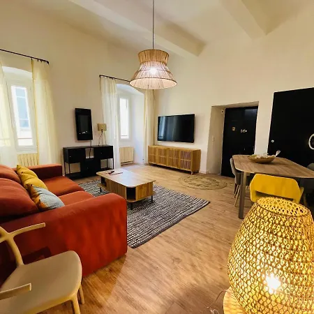 Pepite Bastiaise Place Du Marche Διαμέρισμα Μπαστιά